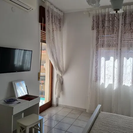 Bed and breakfast Dreams 3*