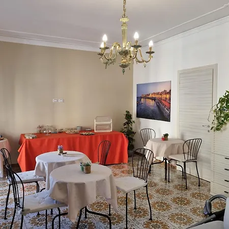 Bed & Breakfast Dreams 3*