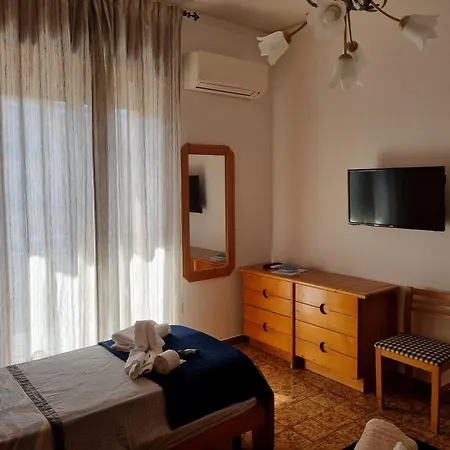 Dreams Bed & Breakfast 3*